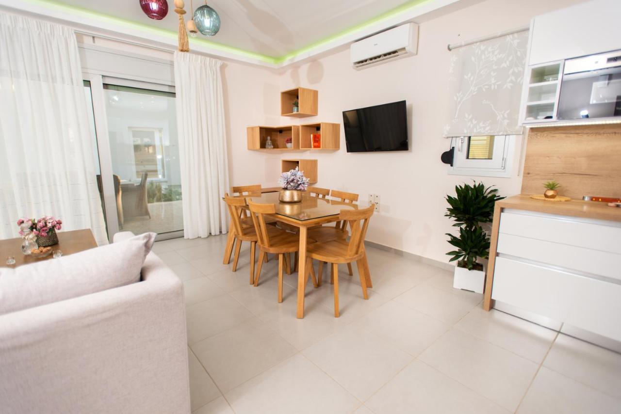 Melia villa Kokkinos Pirgos Bagian luar foto